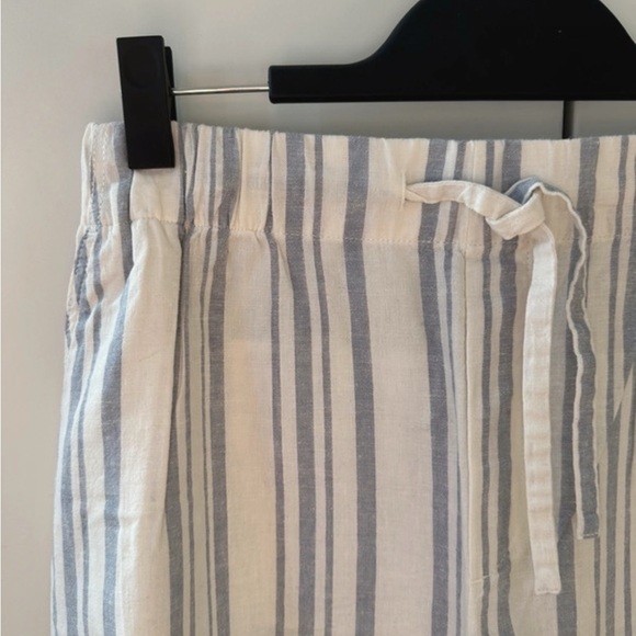 Uniqlo striped linen shorts - size M - Picture 3 of 5